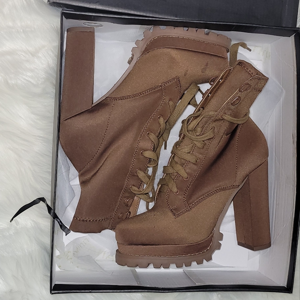 Boots - Picture 2 of 4